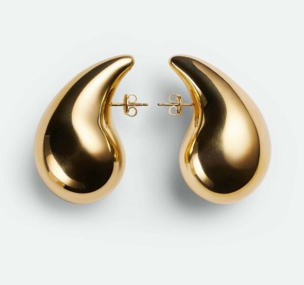 Drop style earrings 14k
